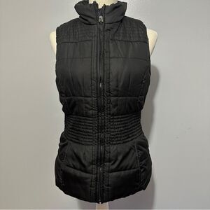 Outer edge, black puffer jacket with pink lining size S